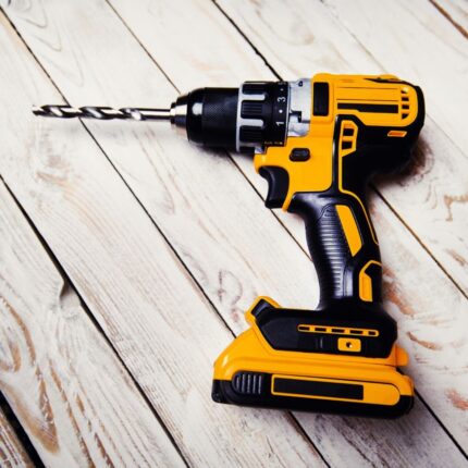 BEV V20* Cordless Drill/Driver Kit